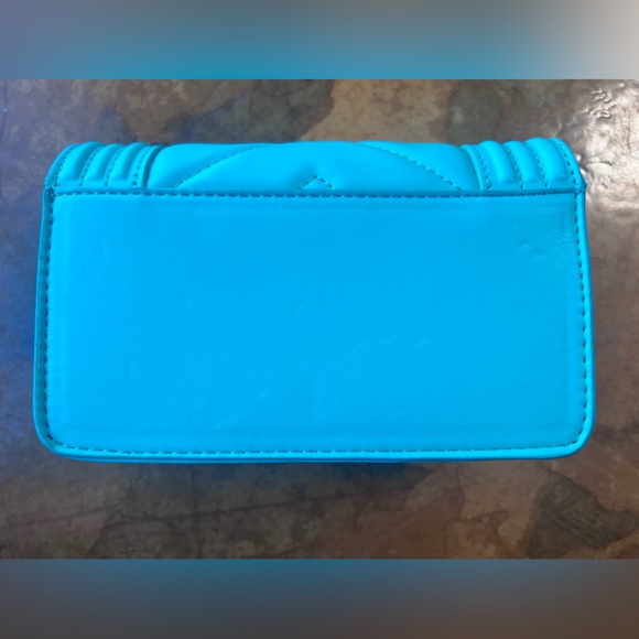 Badgley Mischka Cross body bag EUC - Picture 9 of 9